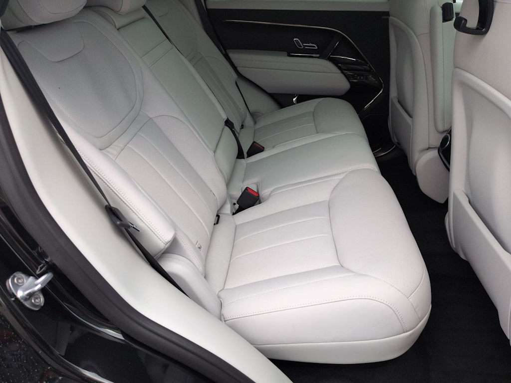 Thumbnail: 2026 Land Rover Range Rover Sport - 28