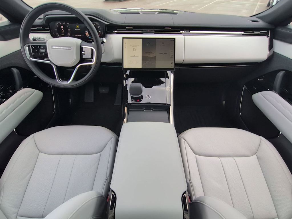 Thumbnail: 2026 Land Rover Range Rover Sport - 10