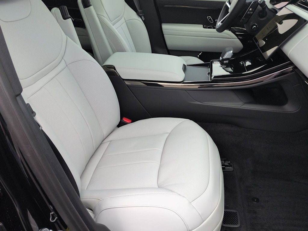 Thumbnail: 2026 Land Rover Range Rover Sport - 12