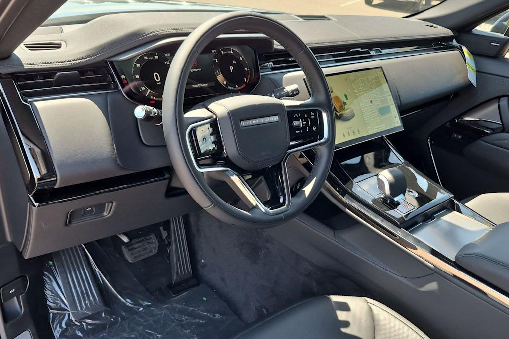 Thumbnail: 2026 Land Rover Range Rover Sport - 2