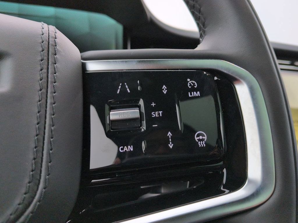 Thumbnail: 2026 Land Rover Range Rover Sport - 31