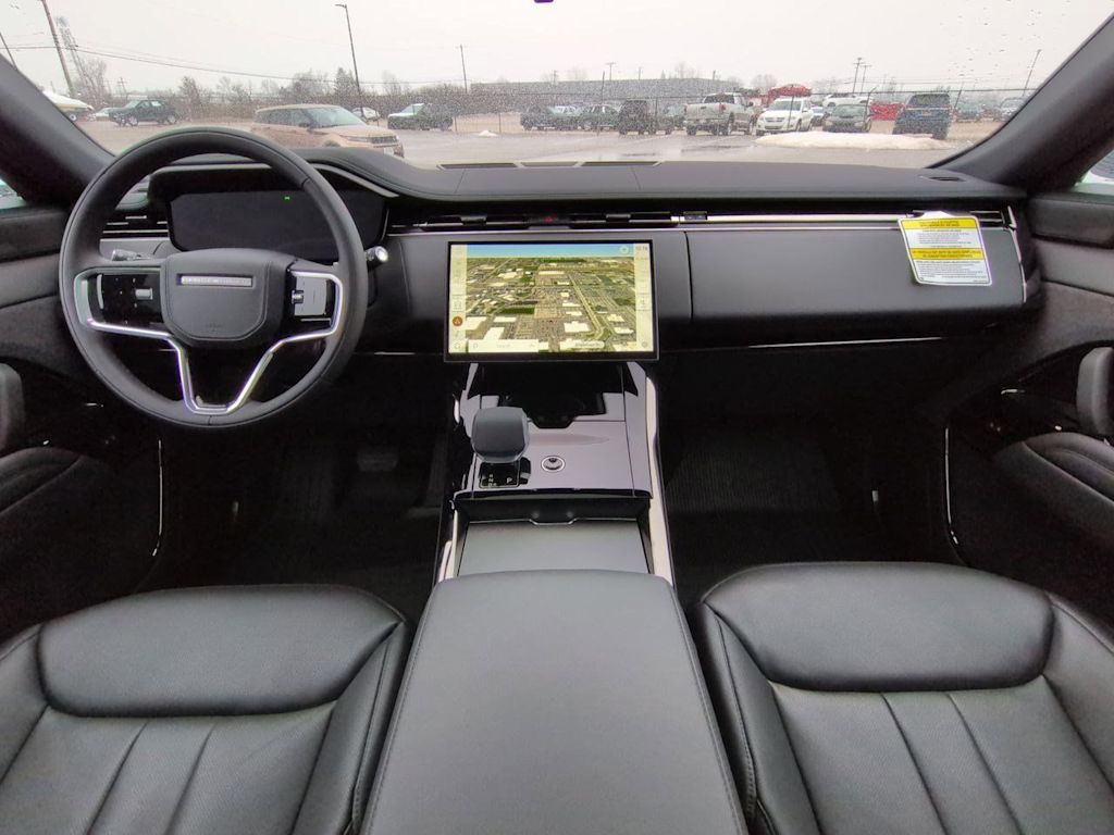 Thumbnail: 2026 Land Rover Range Rover Sport - 10