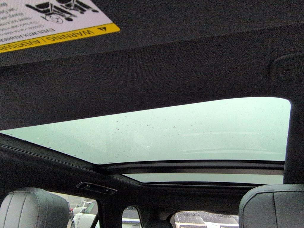 Thumbnail: 2026 Land Rover Range Rover Sport - 26