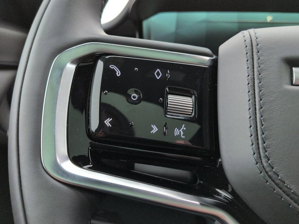 Thumbnail: 2026 Land Rover Range Rover Sport - 30