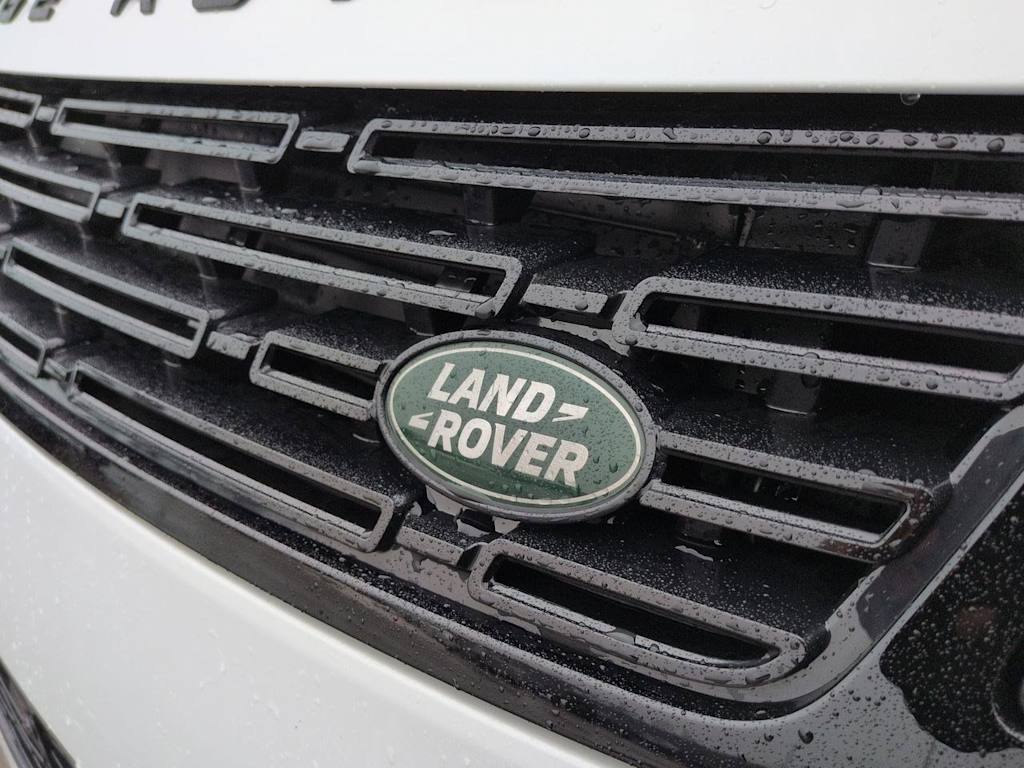 Thumbnail: 2026 Land Rover Range Rover Sport - 7