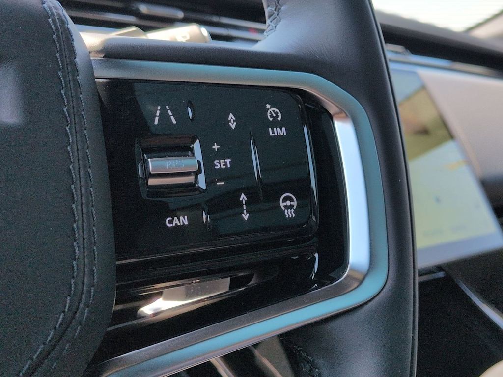 Thumbnail: 2026 Land Rover Range Rover Sport - 30