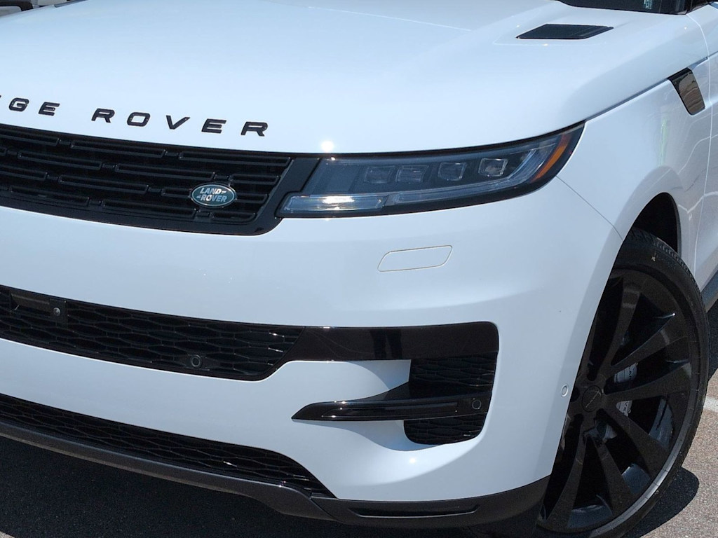Thumbnail: 2026 Land Rover Range Rover Sport - 23
