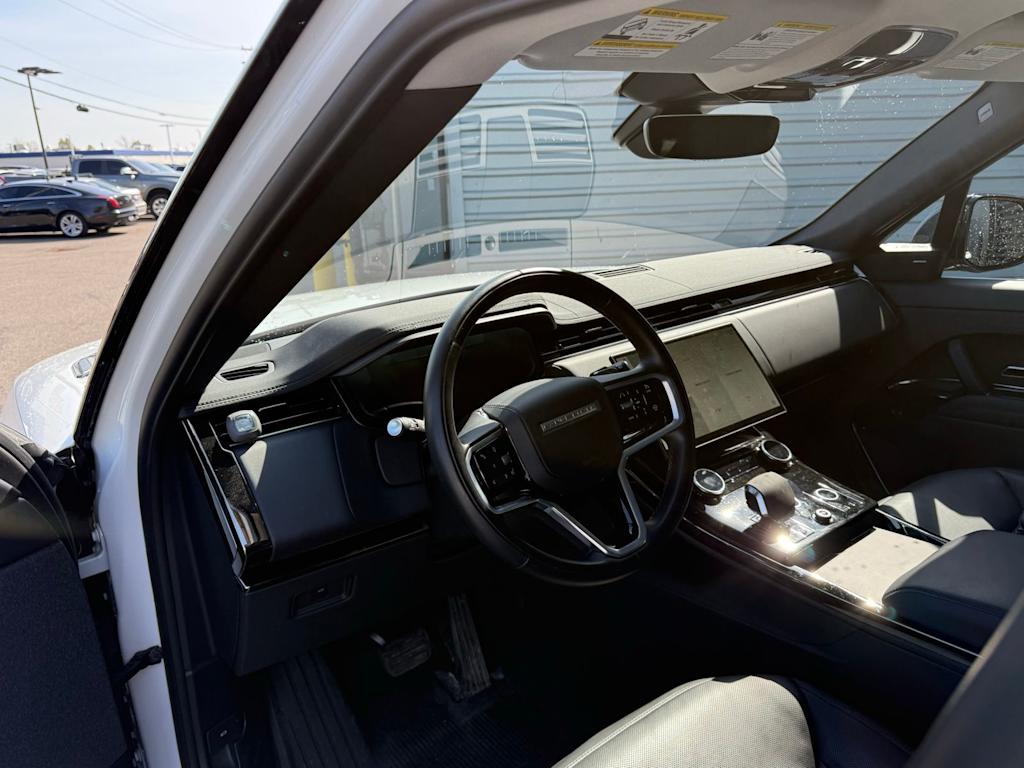 Thumbnail: 2023 Land Rover Range Rover Sport - 2