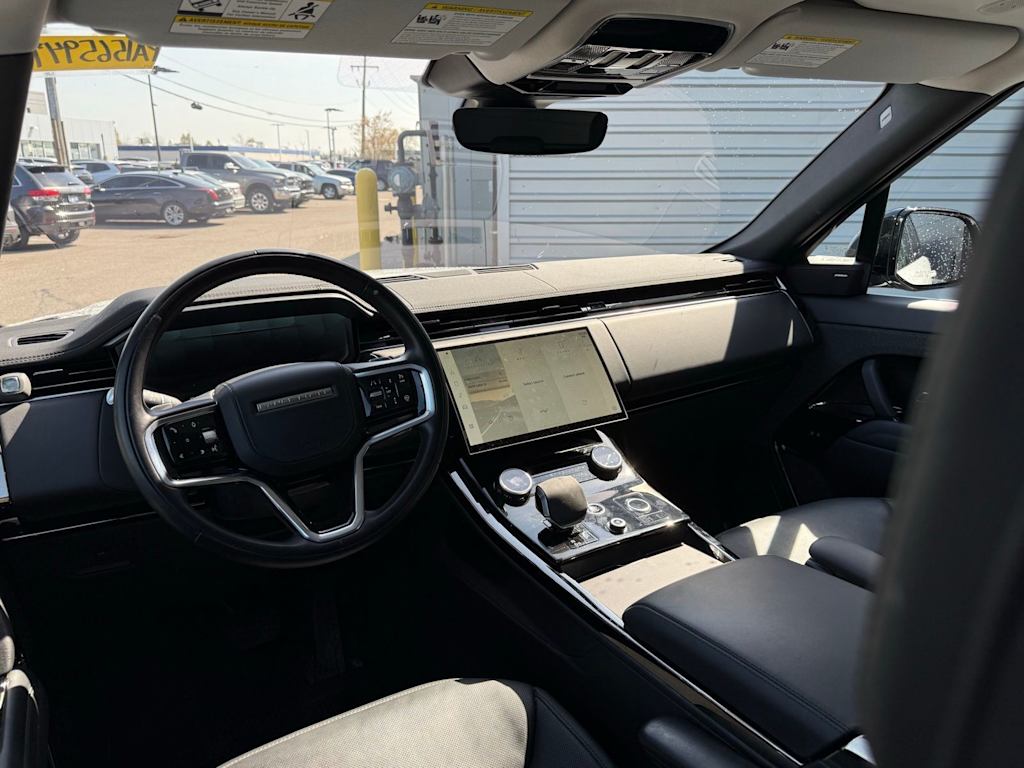 Thumbnail: 2023 Land Rover Range Rover Sport - 5