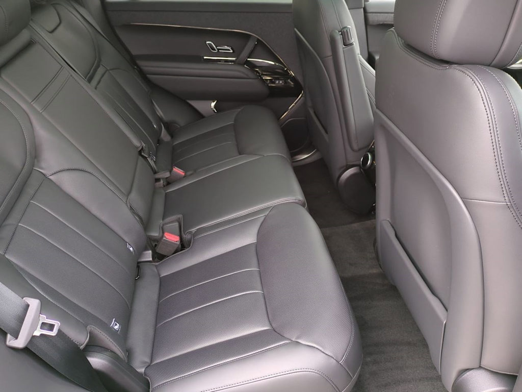 Thumbnail: 2025 Land Rover Range Rover Sport - 27