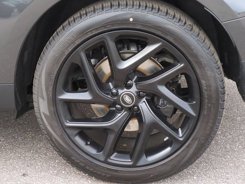 Thumbnail: 2025 Land Rover Range Rover Sport - 8