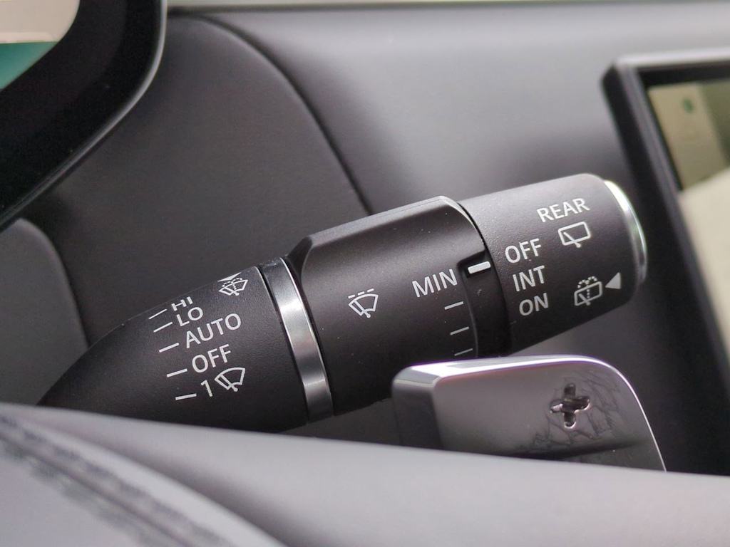 Thumbnail: 2025 Land Rover Range Rover Sport - 16