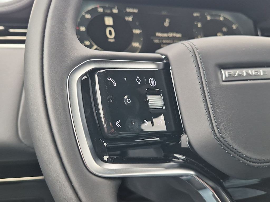 Thumbnail: 2026 Land Rover Range Rover Sport - 28