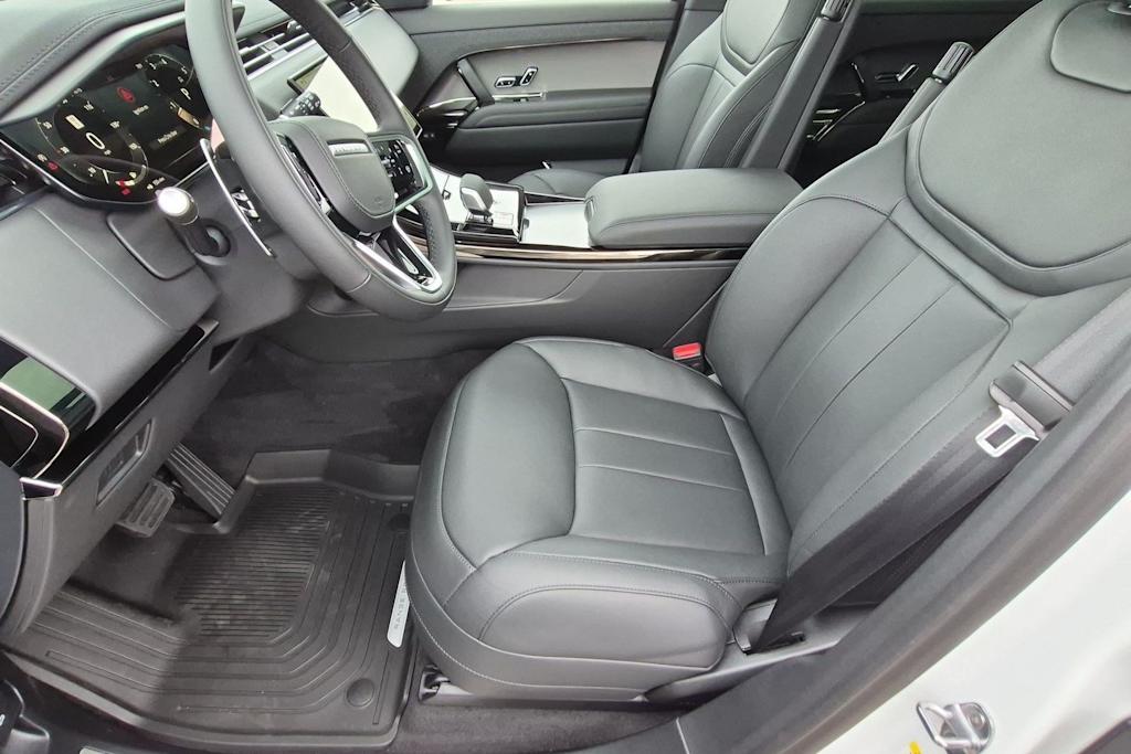 Thumbnail: 2026 Land Rover Range Rover Sport - 11