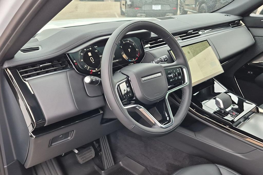 Thumbnail: 2026 Land Rover Range Rover Sport - 2