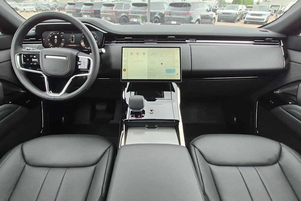 Thumbnail: 2026 Land Rover Range Rover Sport - 10