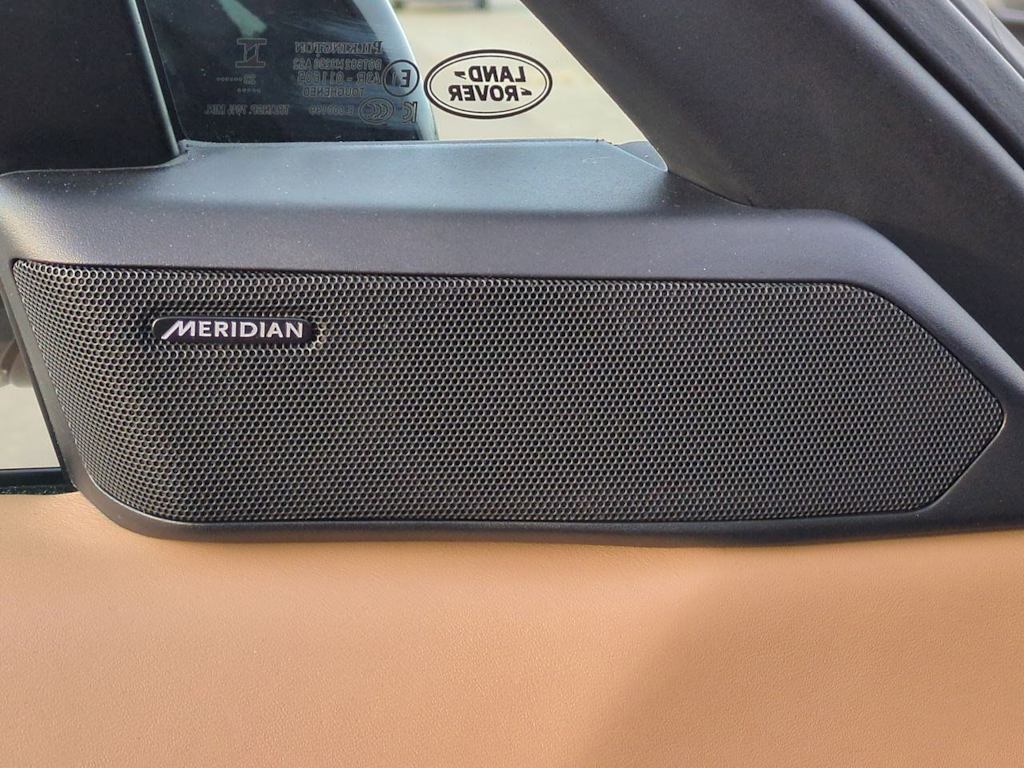 Thumbnail: 2023 Land Rover Range Rover Sport - 36