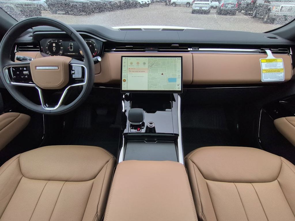 Thumbnail: 2026 Land Rover Range Rover Sport - 10