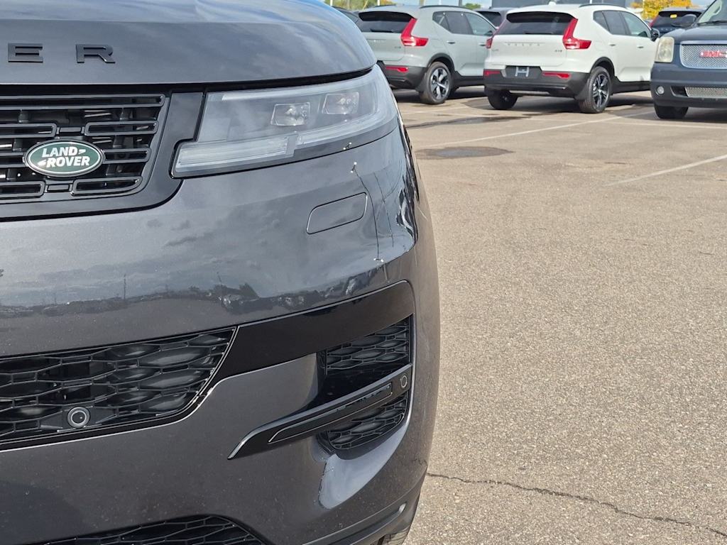 Thumbnail: 2027 Land Rover Range Rover Sport - 22