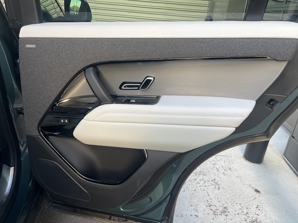 Thumbnail: 2023 Land Rover Range Rover Sport - 20