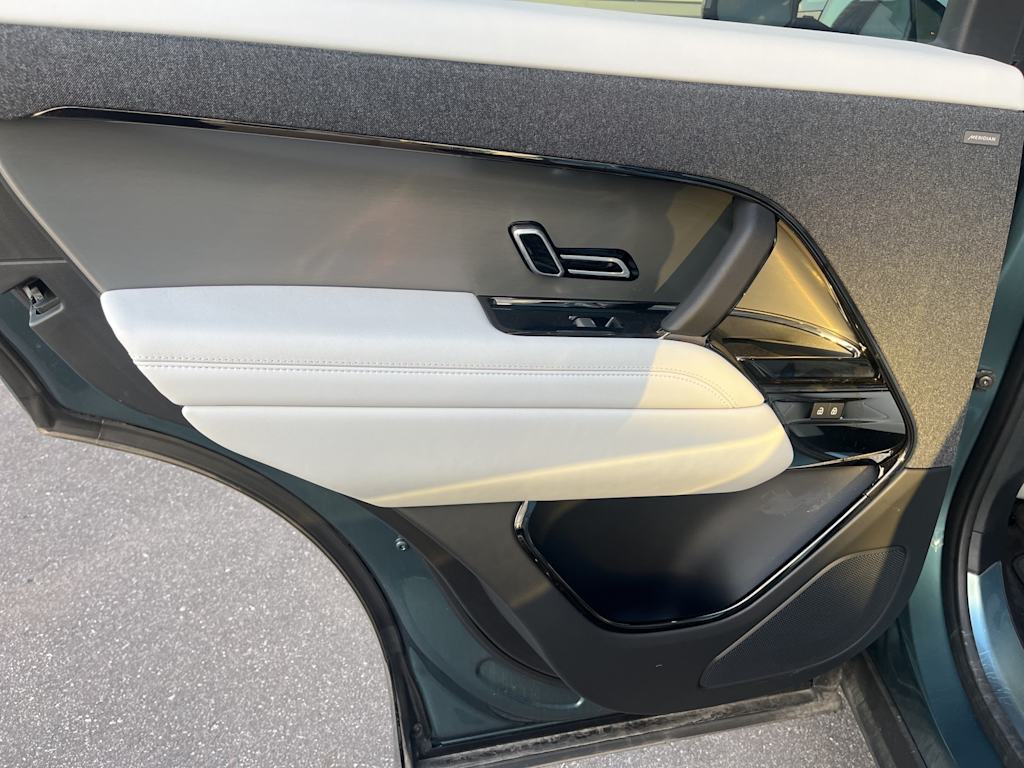 Thumbnail: 2023 Land Rover Range Rover Sport - 22