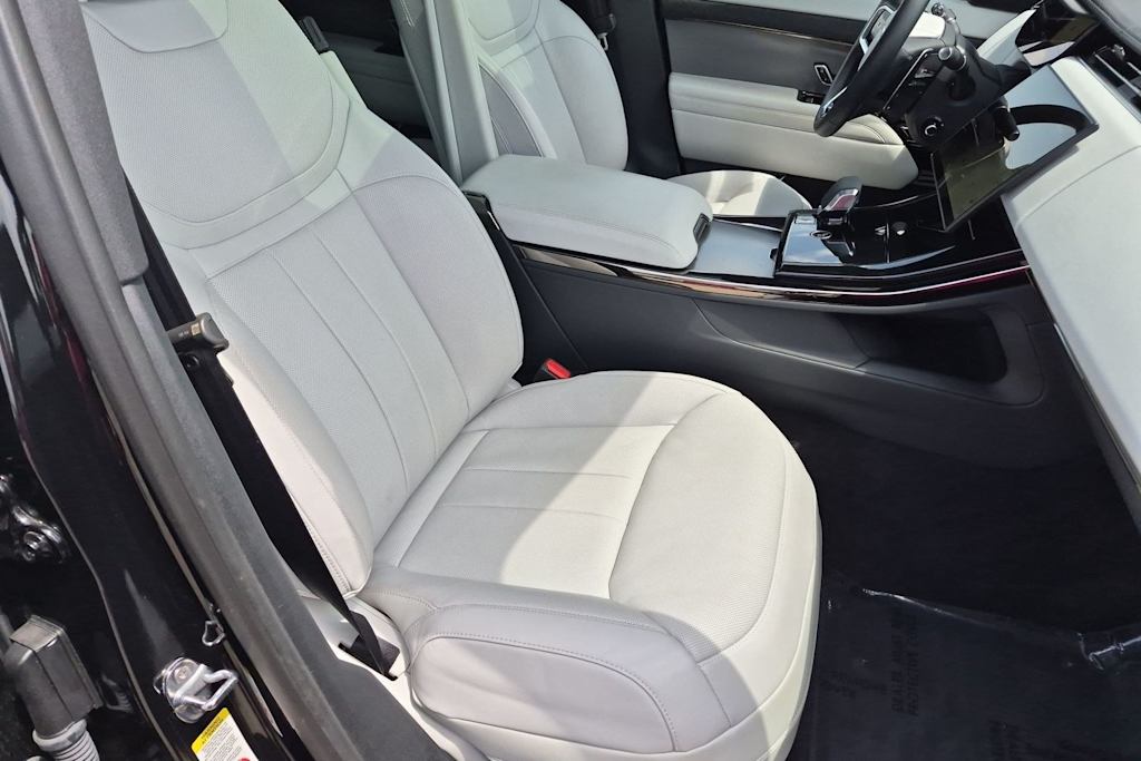 Thumbnail: 2024 Land Rover Range Rover Sport - 12