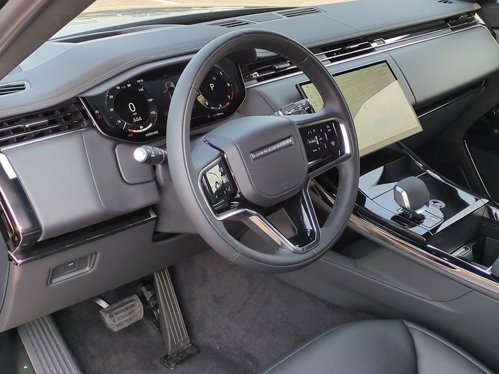 2025 Land Rover Range Rover Sport SE 2