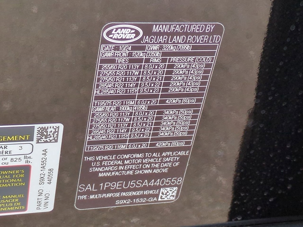 2025 Land Rover Range Rover Sport SE 17