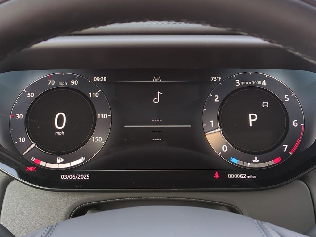 2025 Land Rover Range Rover Sport SE 36