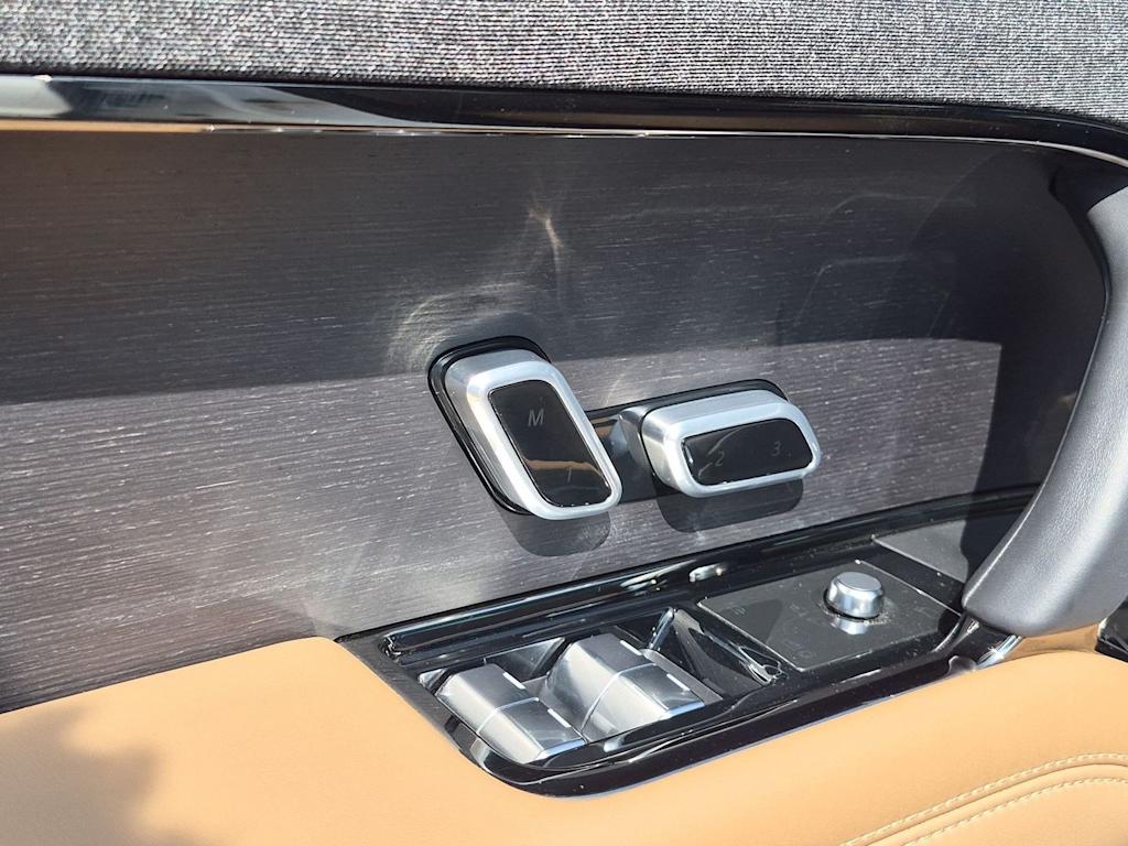 Thumbnail: 2025 Land Rover Range Rover Sport - 25