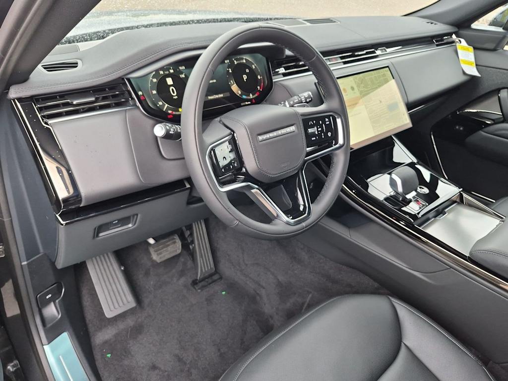 Thumbnail: 2026 Land Rover Range Rover Sport - 2