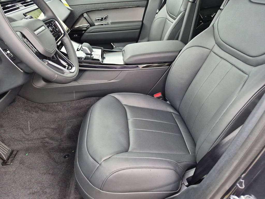 Thumbnail: 2026 Land Rover Range Rover Sport - 11