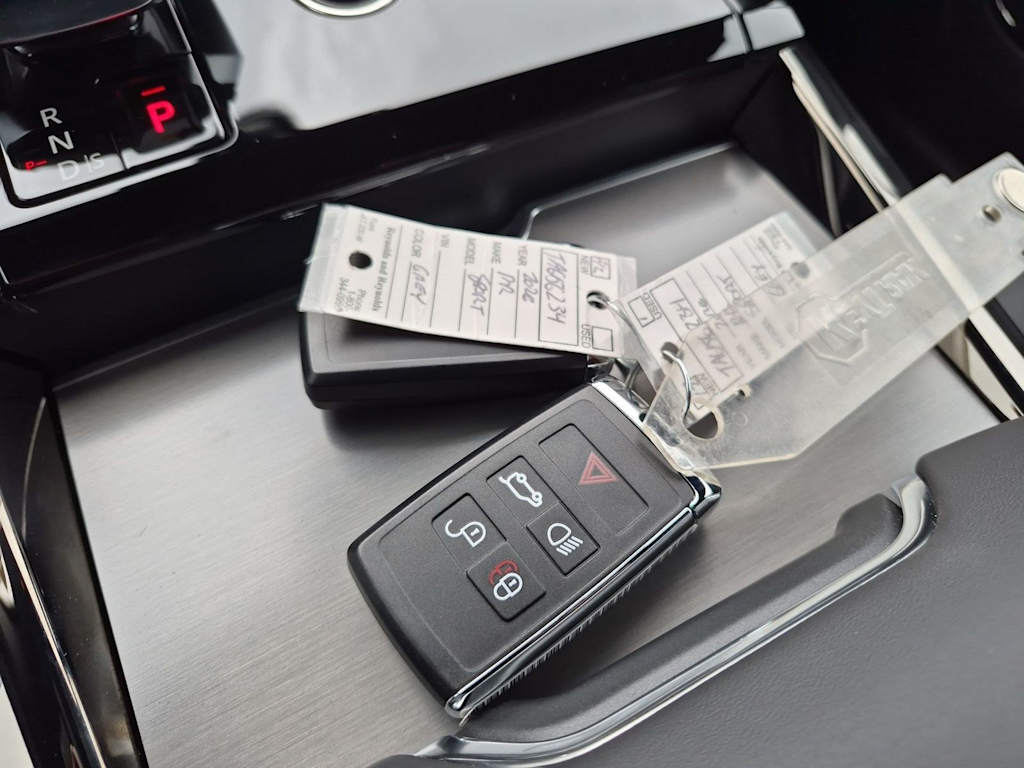 Thumbnail: 2026 Land Rover Range Rover Sport - 35