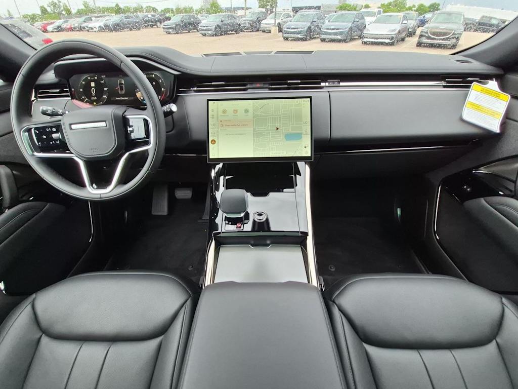 Thumbnail: 2026 Land Rover Range Rover Sport - 10