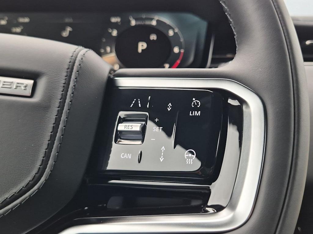Thumbnail: 2026 Land Rover Range Rover Sport - 28