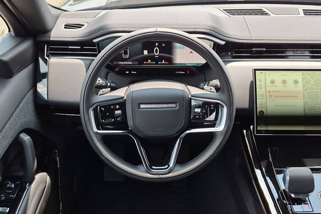 Thumbnail: 2026 Land Rover Range Rover Sport - 14