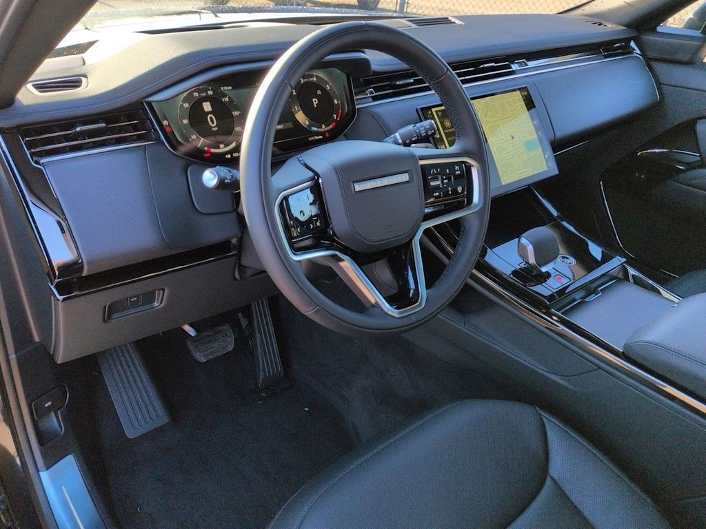 Thumbnail: 2026 Land Rover Range Rover Sport - 2