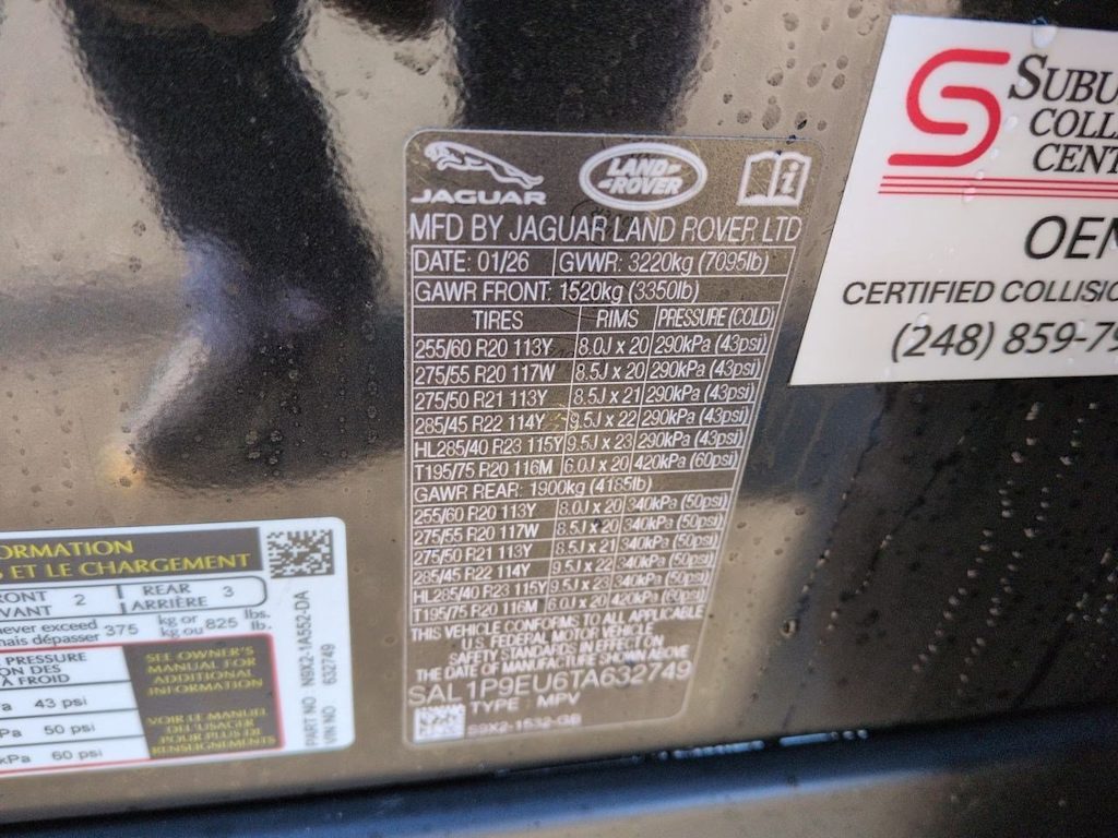 Thumbnail: 2026 Land Rover Range Rover Sport - 18