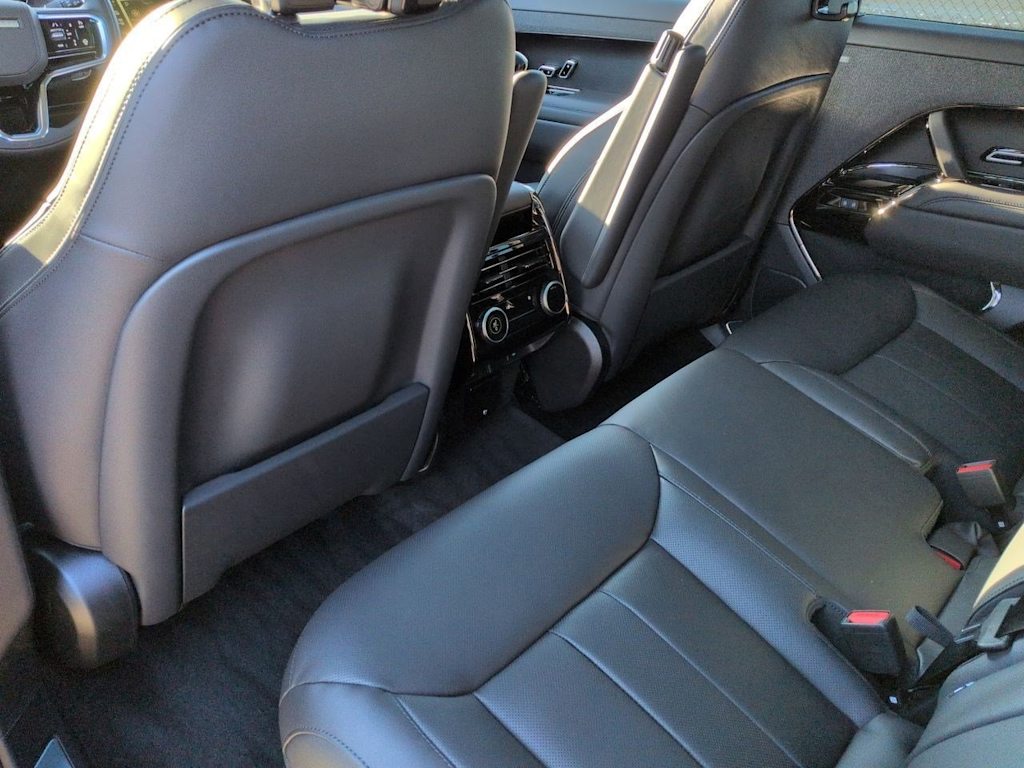 Thumbnail: 2026 Land Rover Range Rover Sport - 13