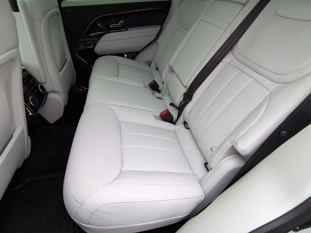 Thumbnail: 2026 Land Rover Range Rover Sport - 27