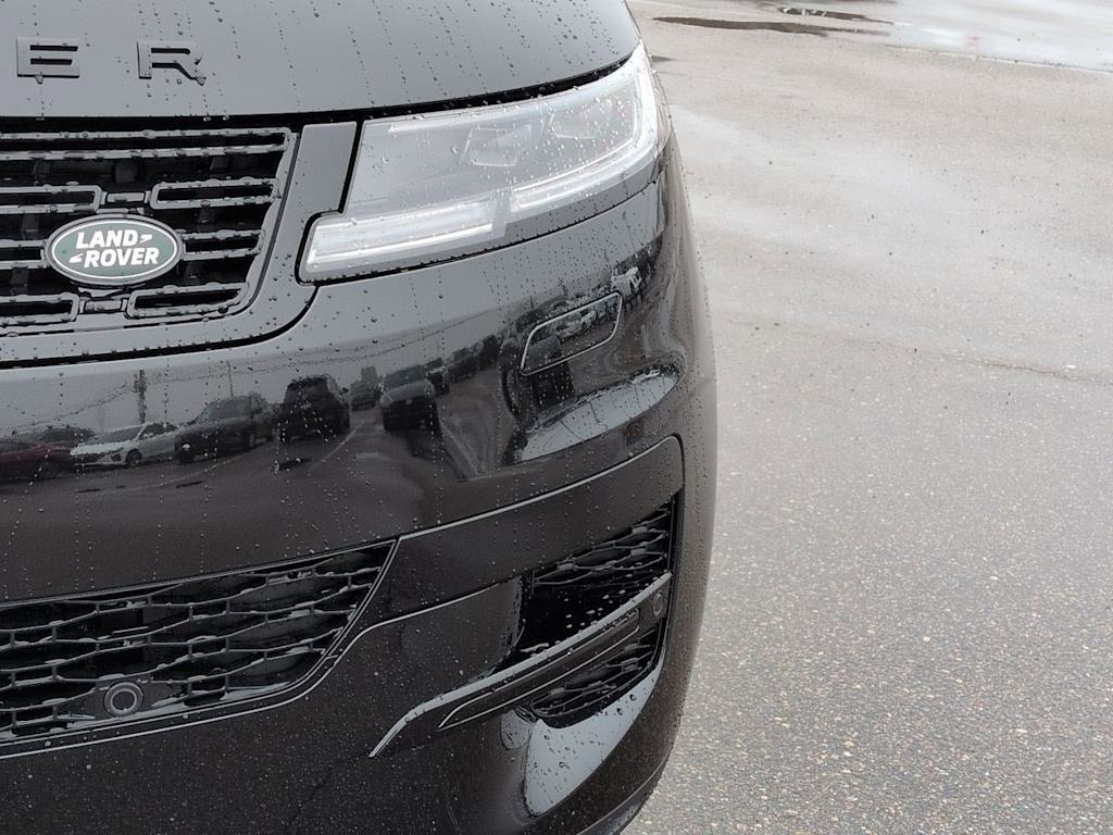 Thumbnail: 2026 Land Rover Range Rover Sport - 23