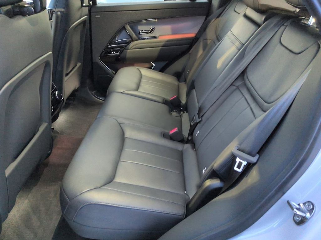 Thumbnail: 2024 Land Rover Range Rover Sport - 27