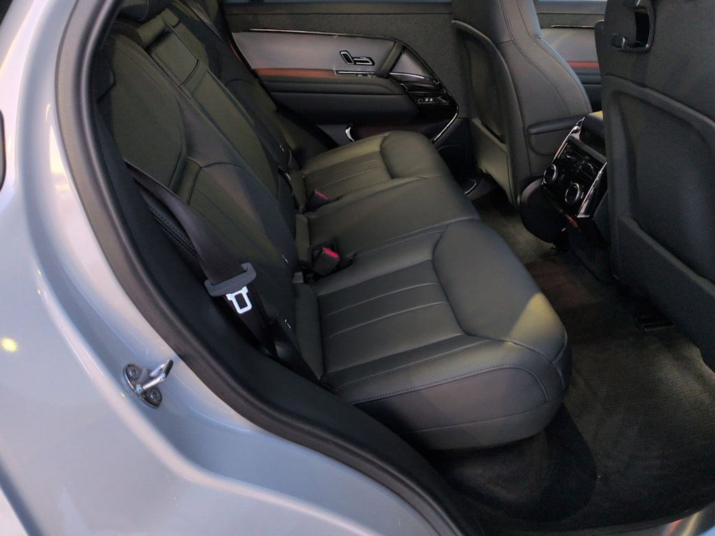 Thumbnail: 2024 Land Rover Range Rover Sport - 28