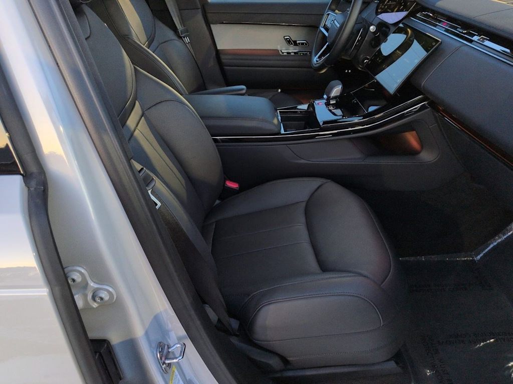 Thumbnail: 2024 Land Rover Range Rover Sport - 12