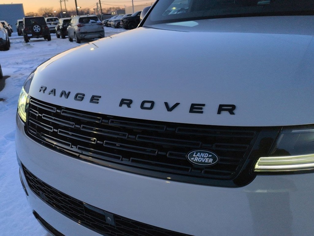 Thumbnail: 2024 Land Rover Range Rover Sport - 24