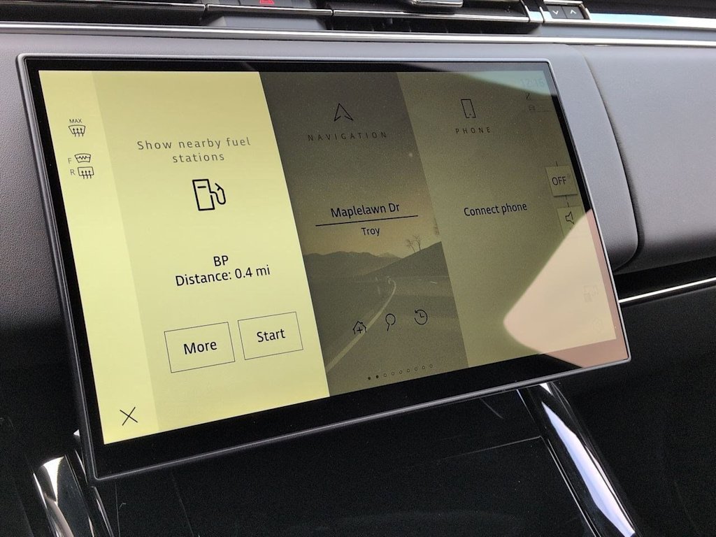 Thumbnail: 2026 Land Rover Range Rover Sport - 15