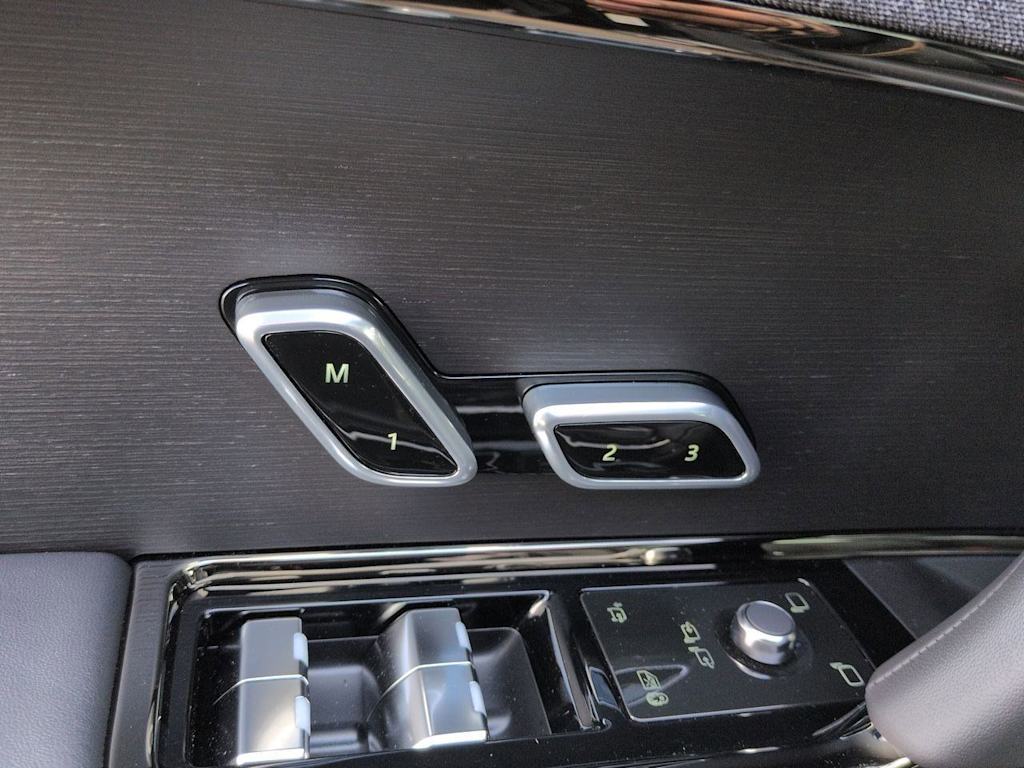 Thumbnail: 2026 Land Rover Range Rover Sport - 25