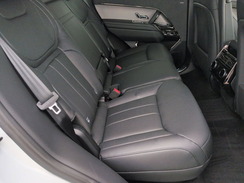 Thumbnail: 2026 Land Rover Range Rover Sport - 25