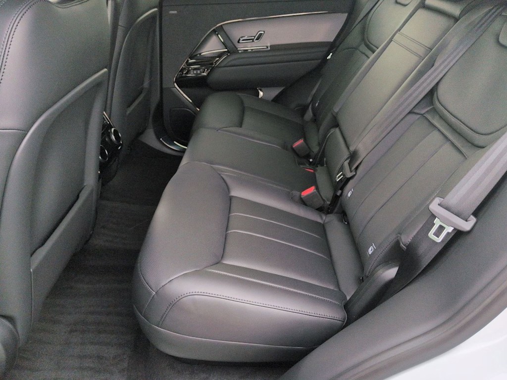 Thumbnail: 2026 Land Rover Range Rover Sport - 24
