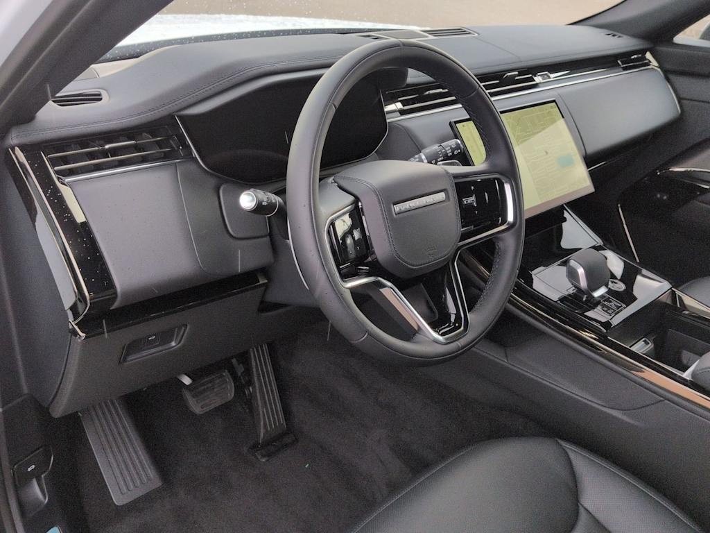 Thumbnail: 2026 Land Rover Range Rover Sport - 2